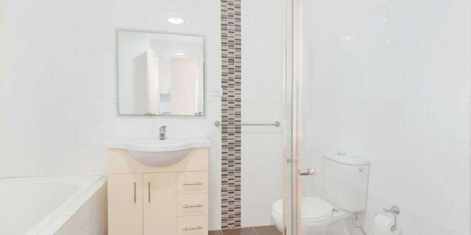 47/2-12 Civic Avenue Pendle Hill