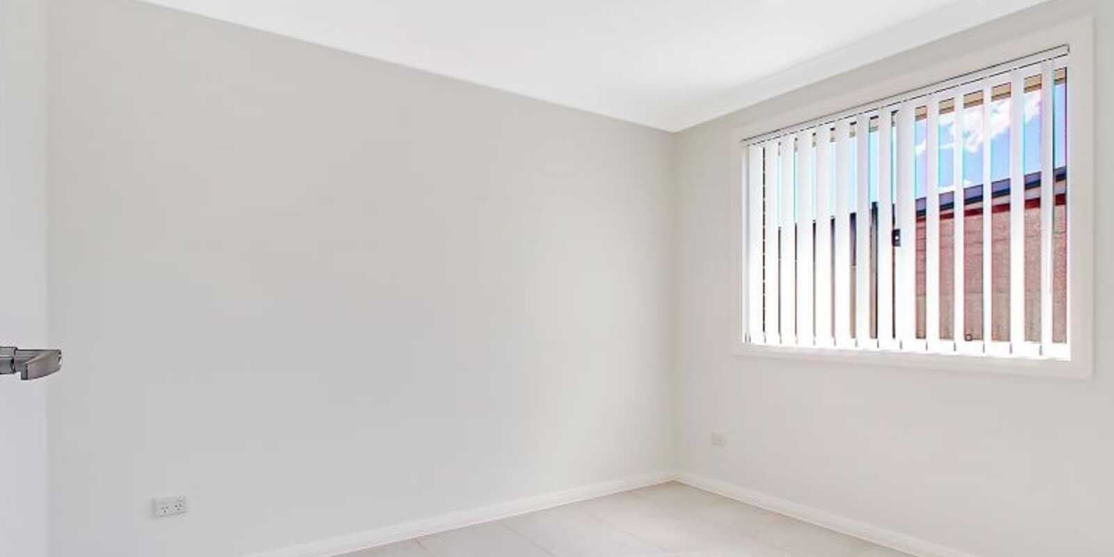 16A Mynah Close St Clair