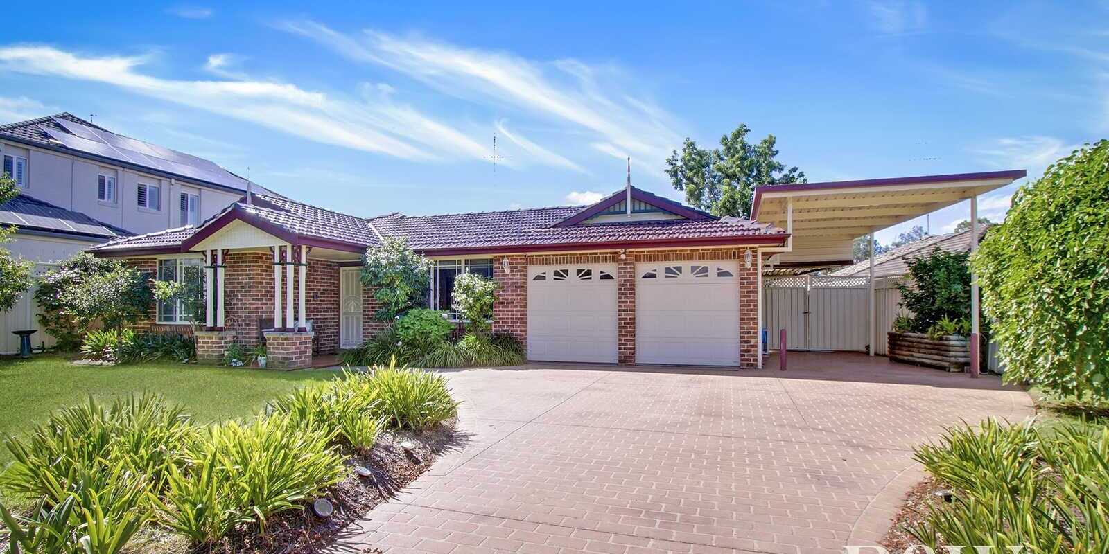 122 Explorers Way St Clair