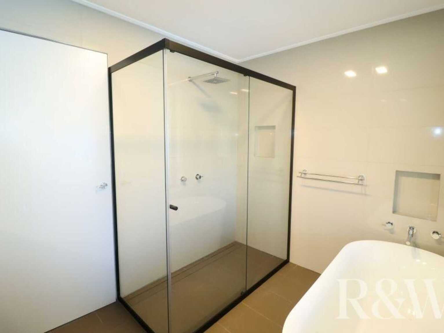 8 Nightmist Grove St Clair