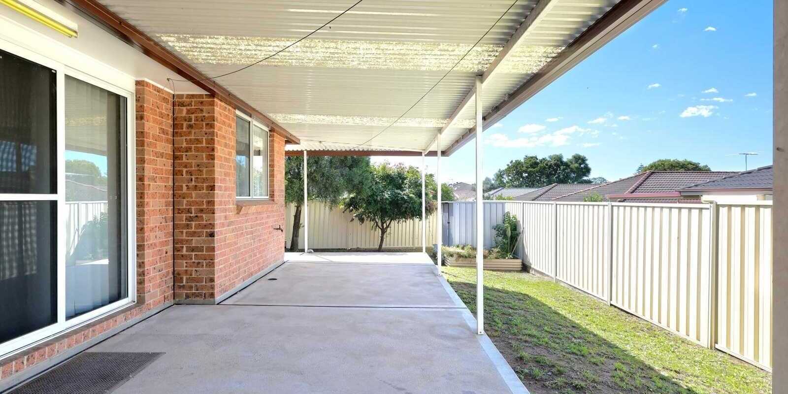 6 Shamrock Court St Clair