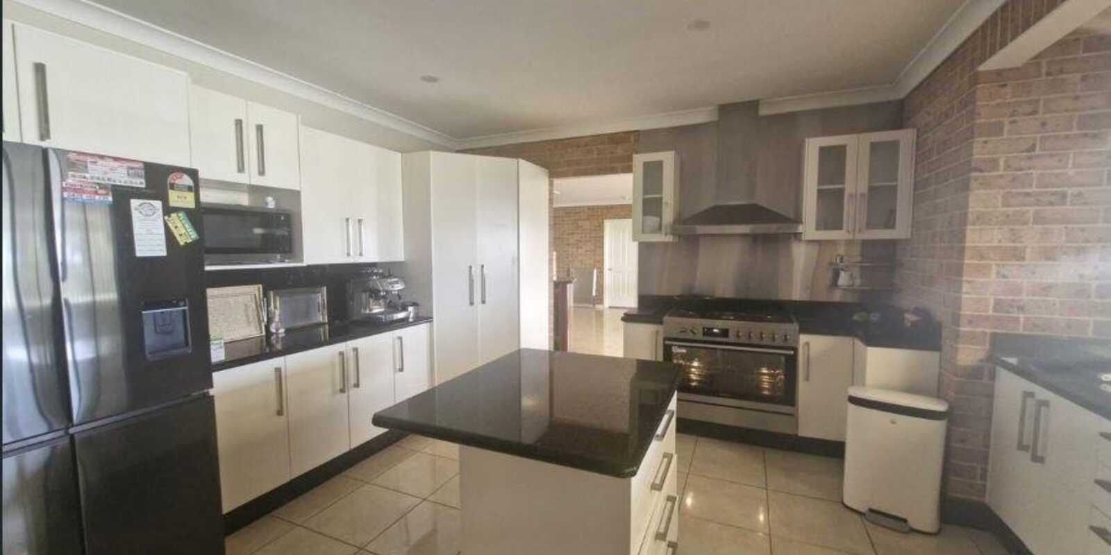 240 Luddenham Road Orchard Hills