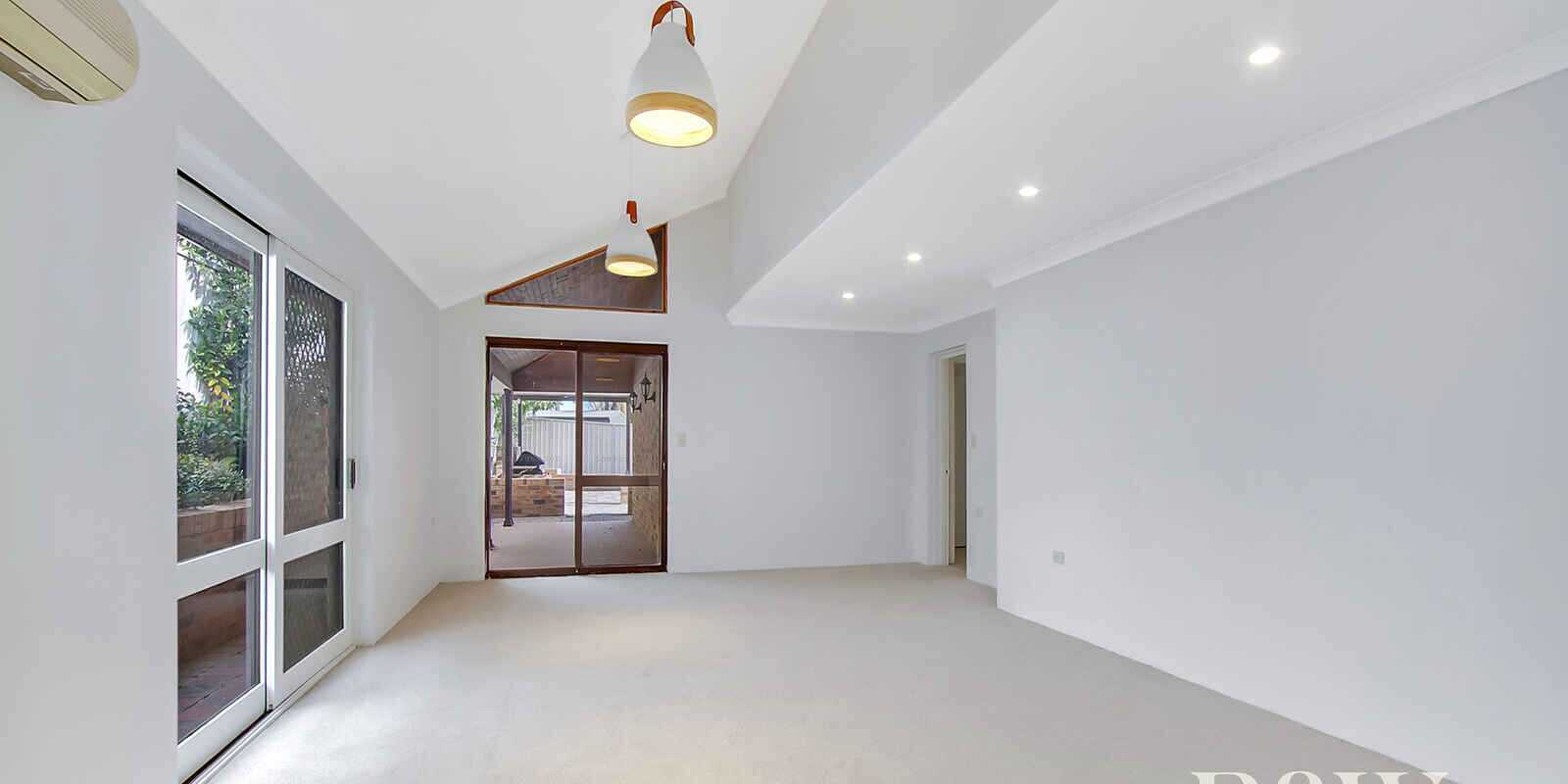 36 Ontario Avenue St Clair