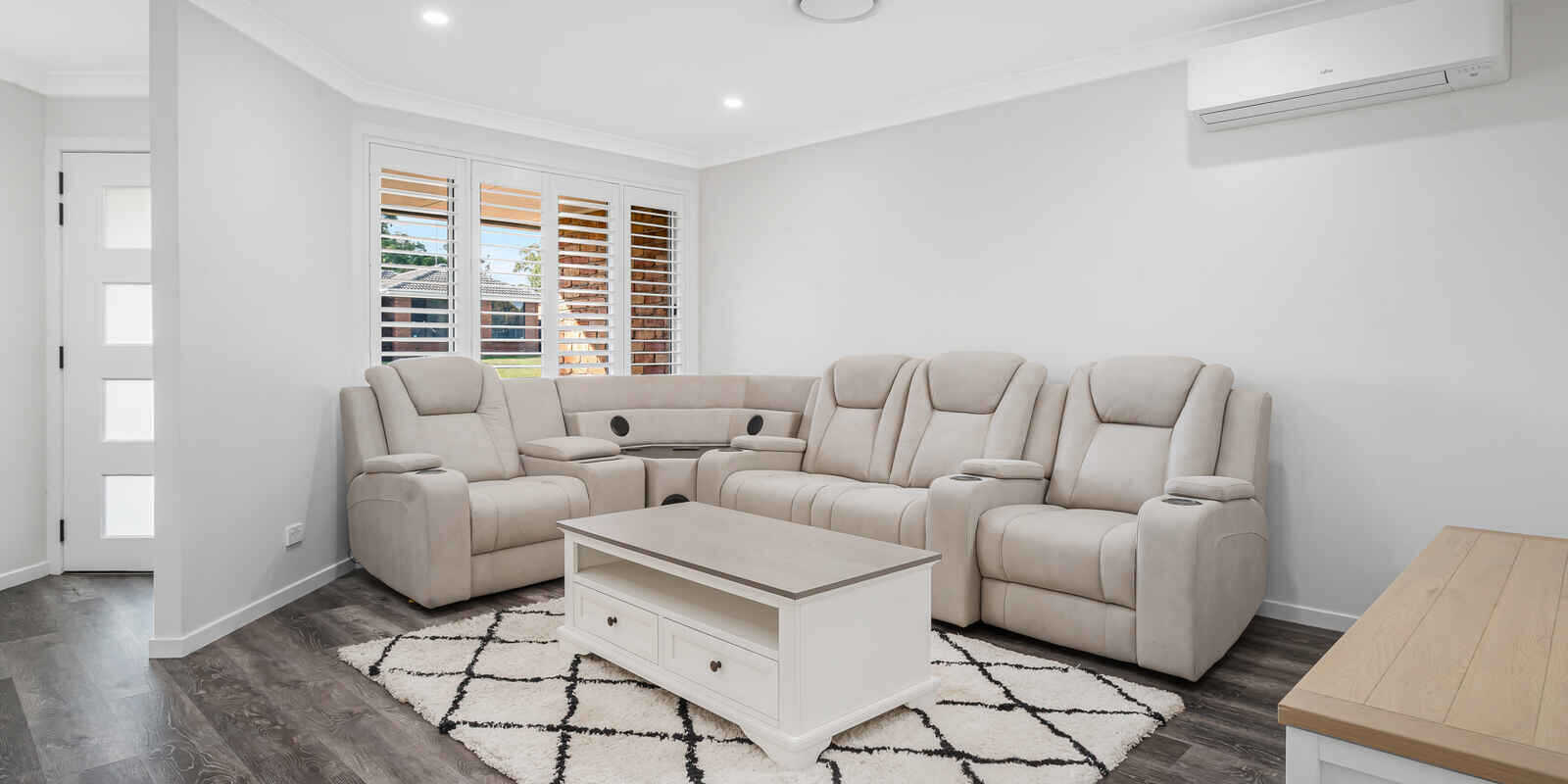 57 Kunipipi Street St Clair