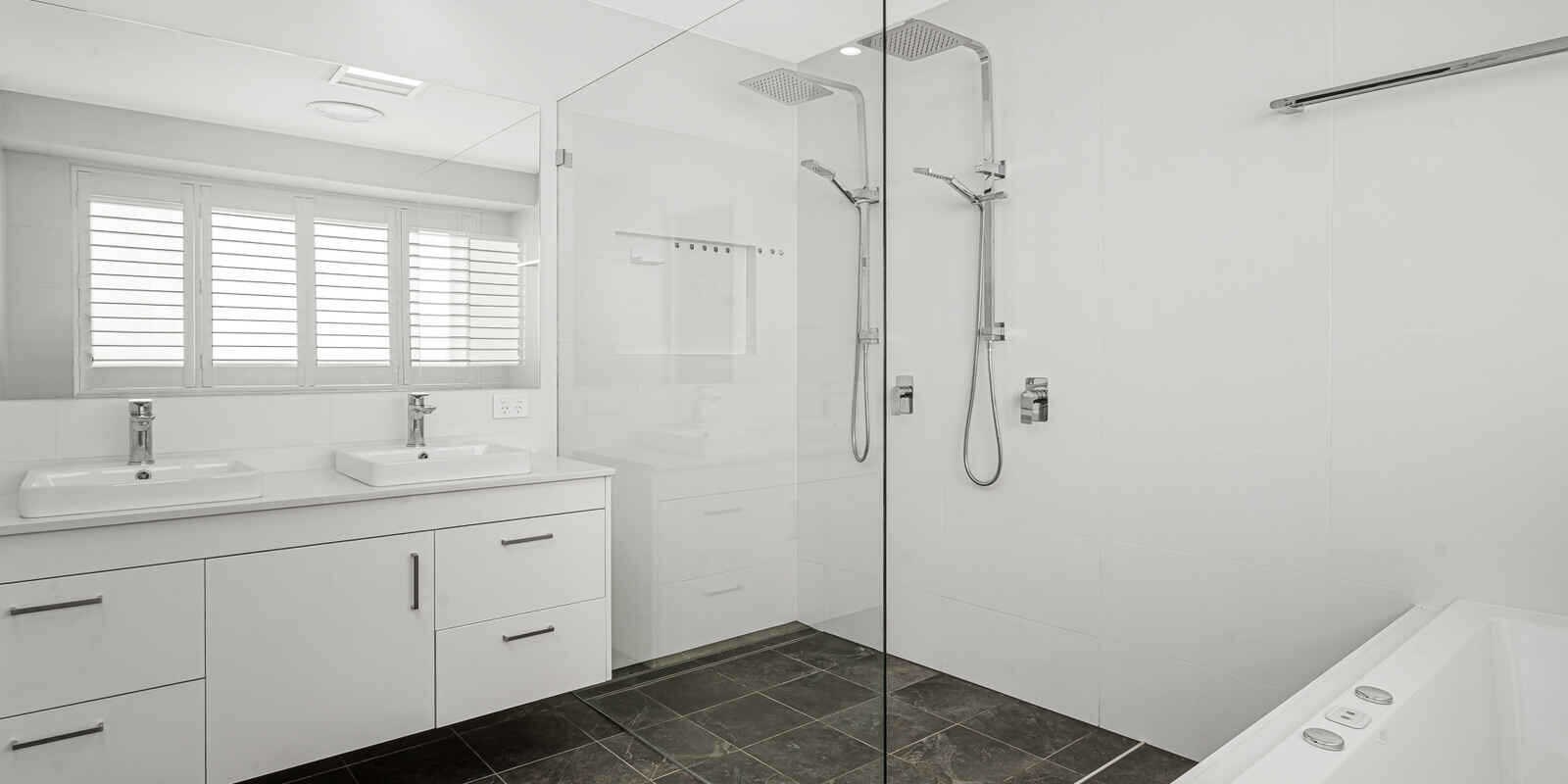 57 Kunipipi Street St Clair