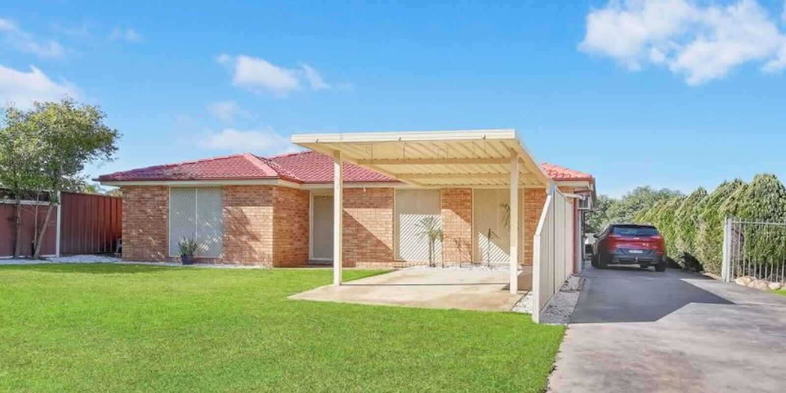 3 Standish Avenue Oakhurst
