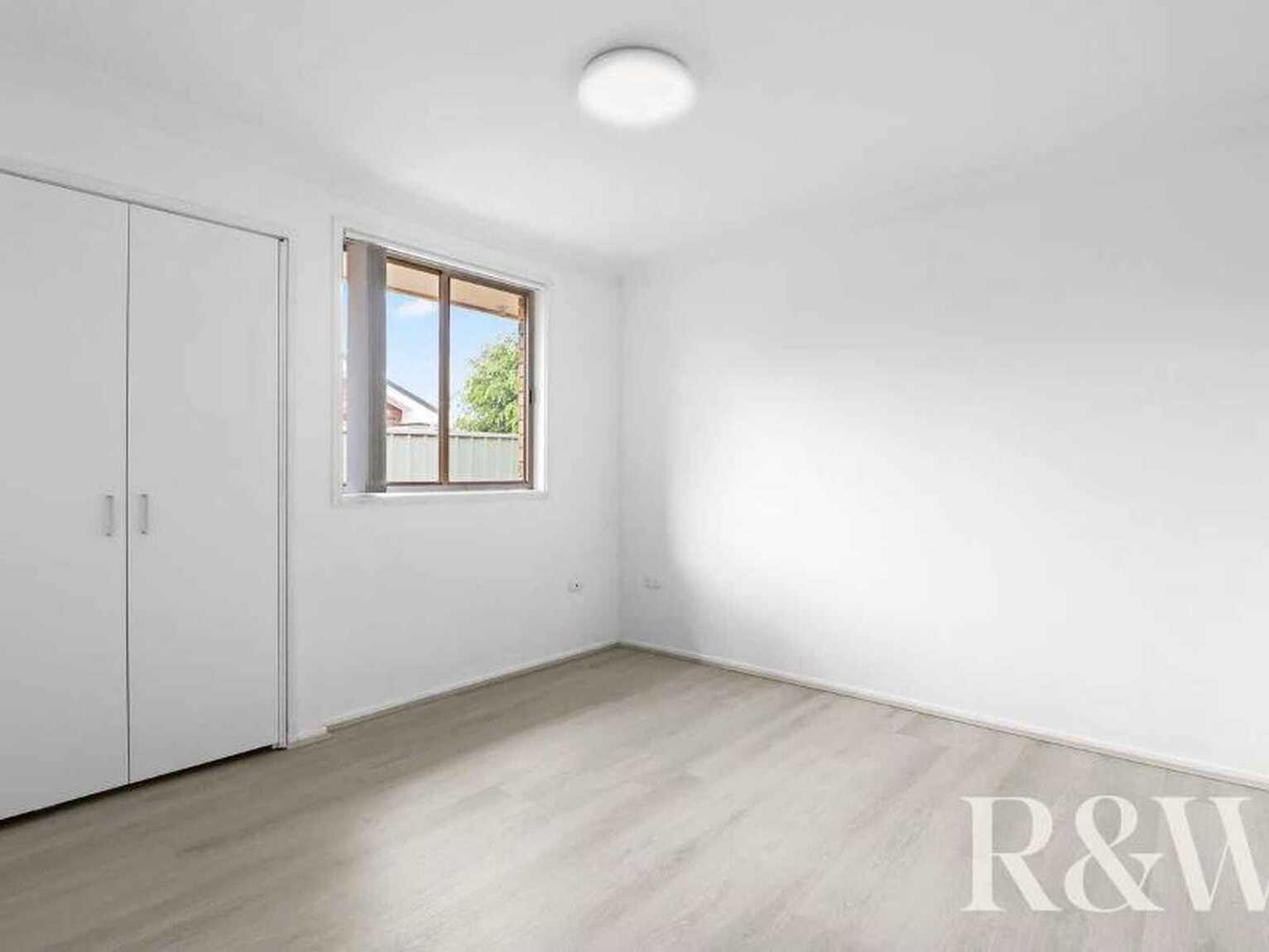 17 Rainbow Place, St Clair