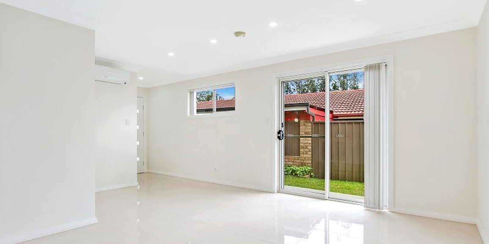 7A Hay Close St Clair