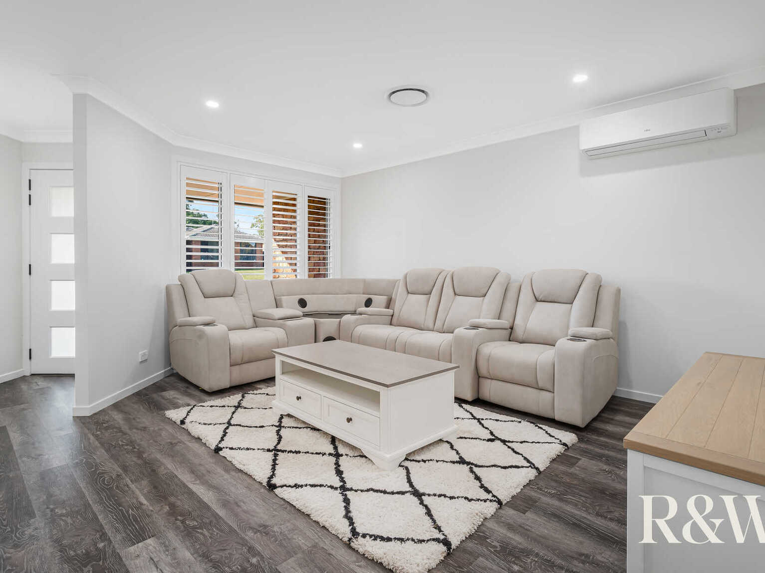 57 Kunipipi Street St Clair 57 Kunipipi Street St Clair