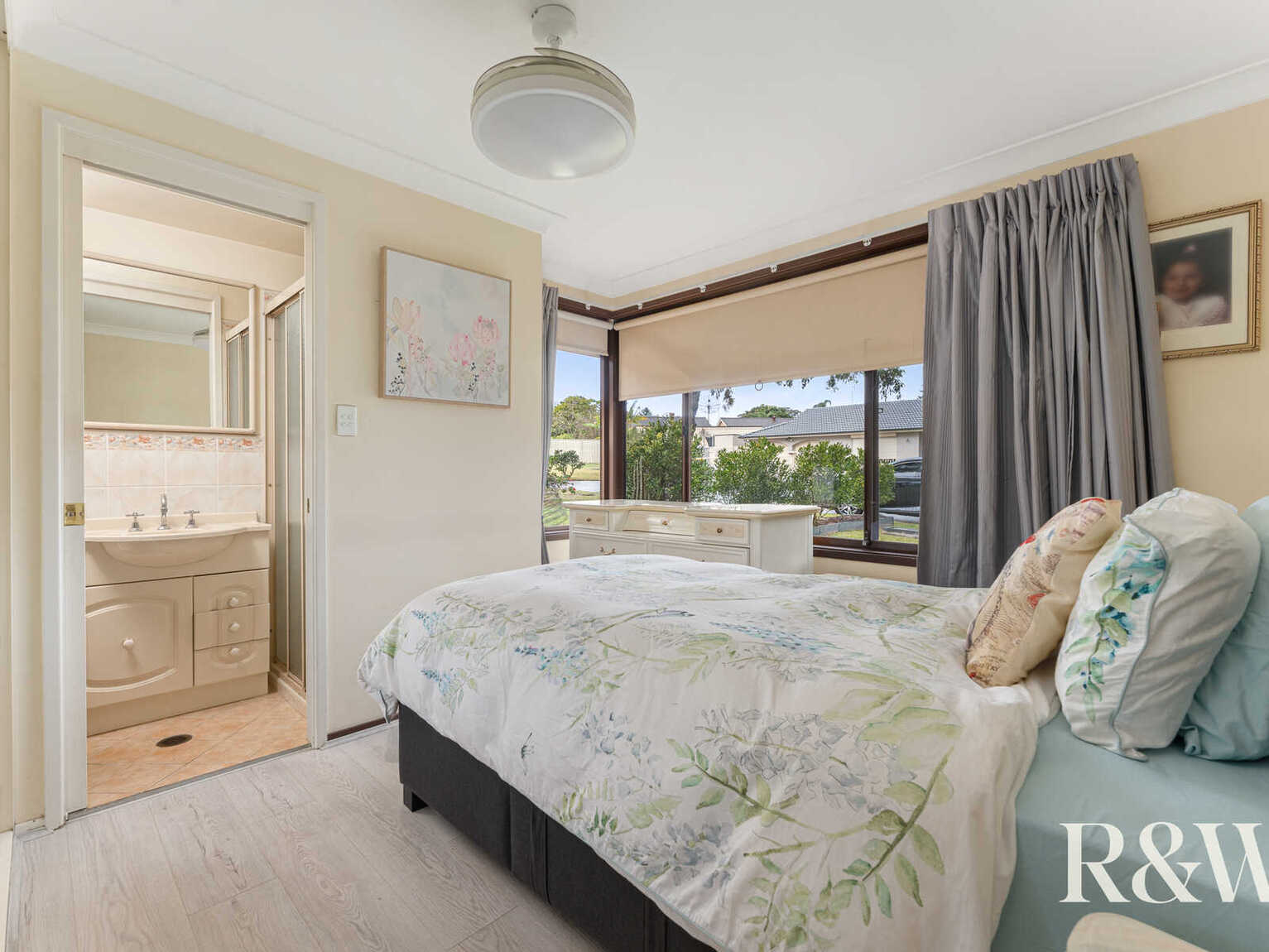 4 Nightmist Grove St Clair 4 Nightmist Grove St Clair