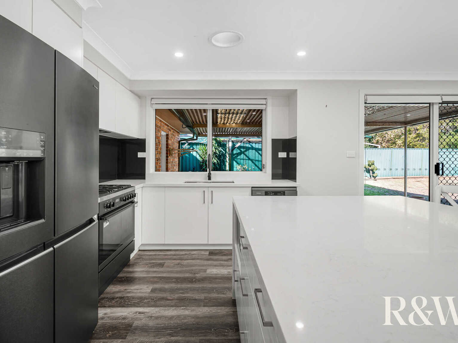 57 Kunipipi Street St Clair