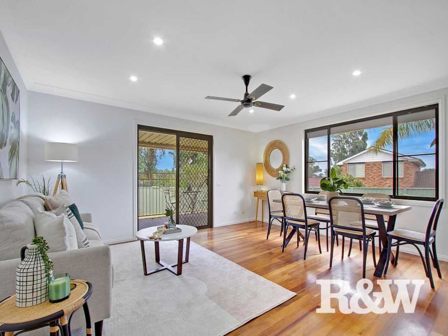 18 Caribou Close St Clair