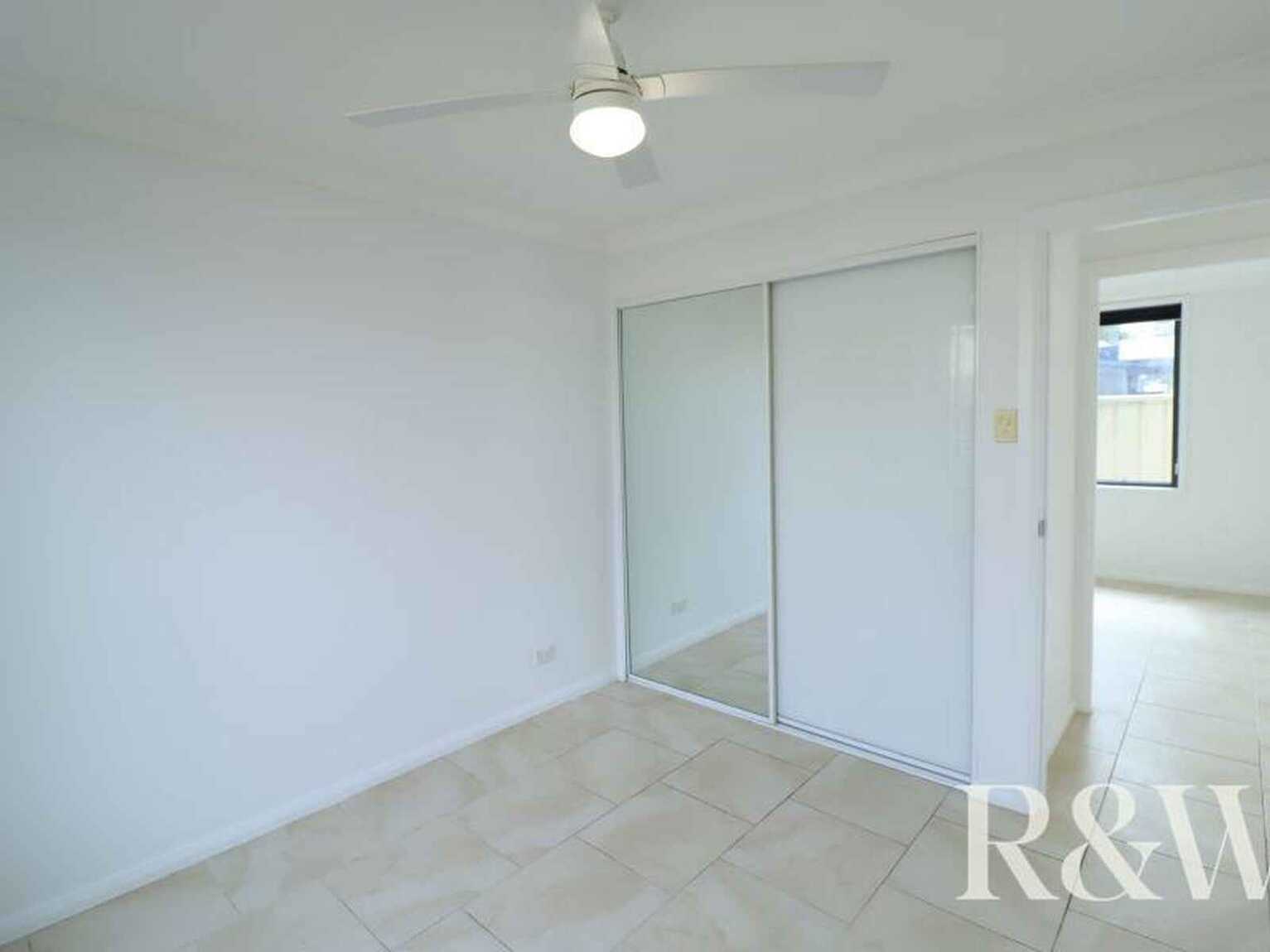 37A Madison Circuit St Clair