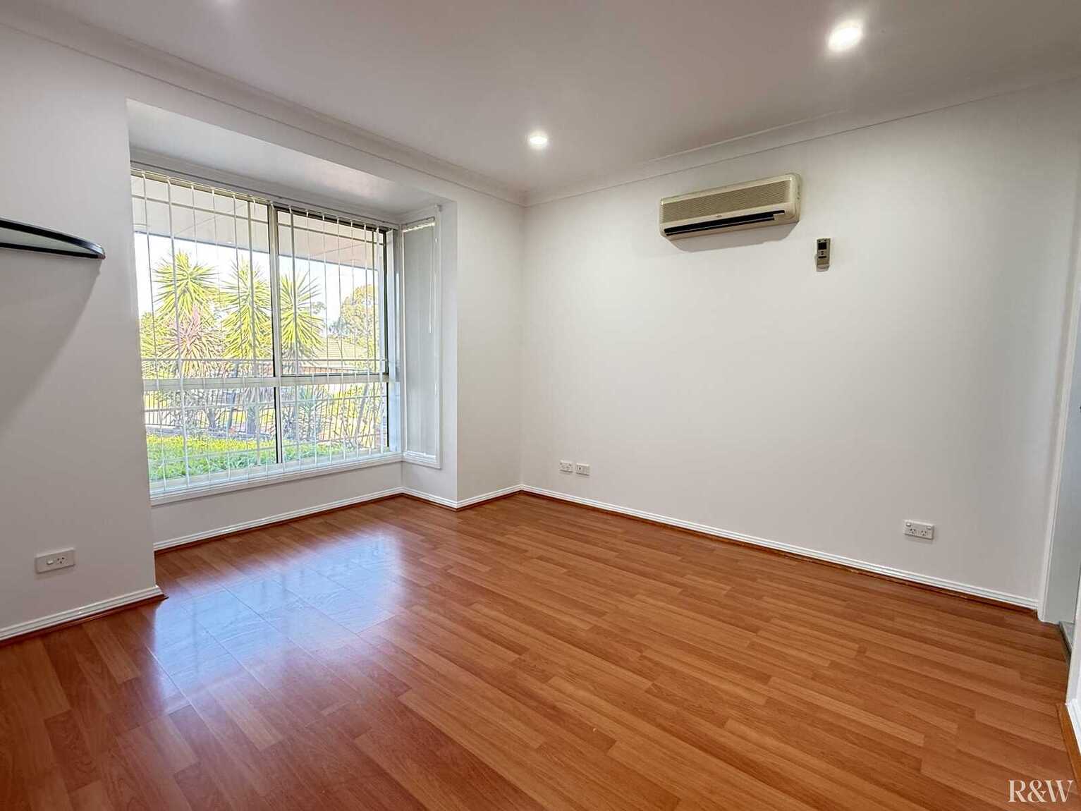 17 Mabuhay Grove Mount Druitt