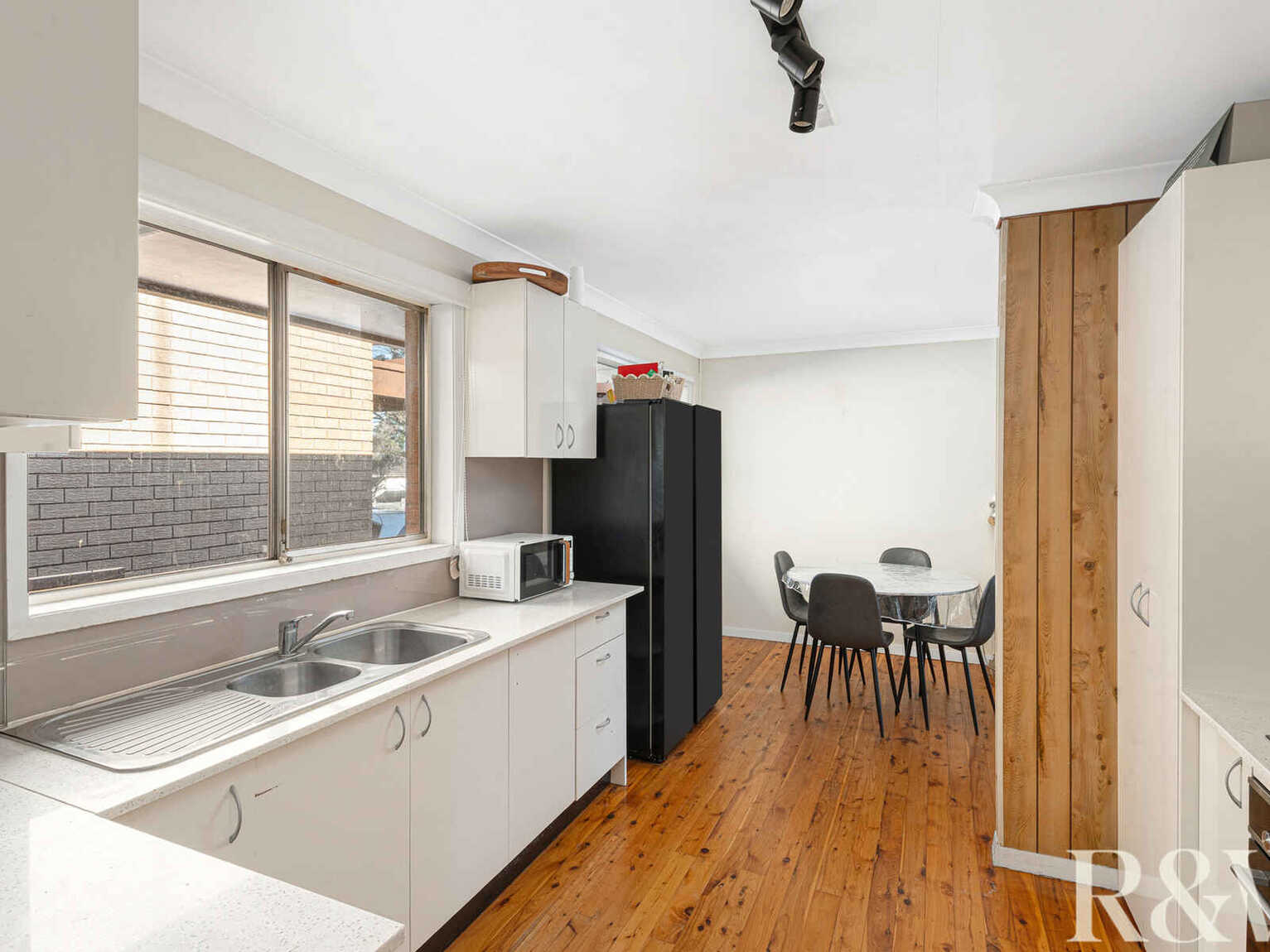 16 Inglis Avenue St Marys 16 Inglis Avenue St Marys