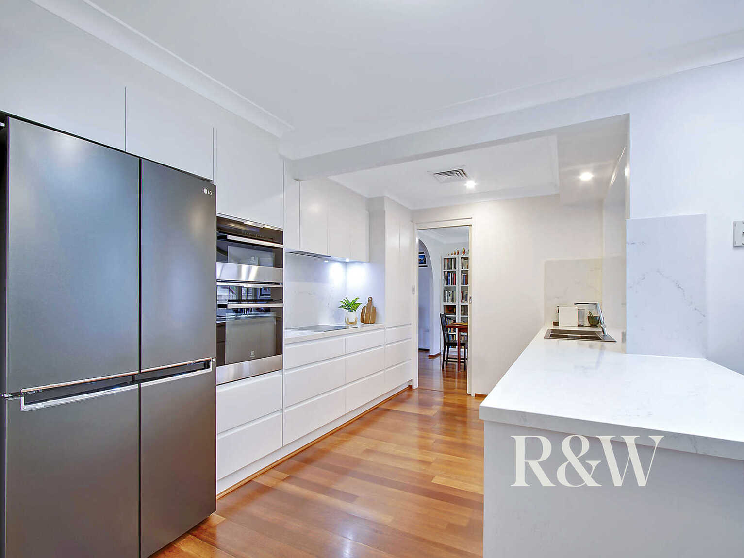 12 The Grandstand St Clair 12 The Grandstand St Clair