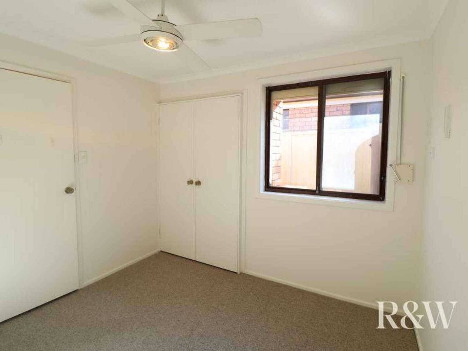 7 Eucumbene Place St Clair