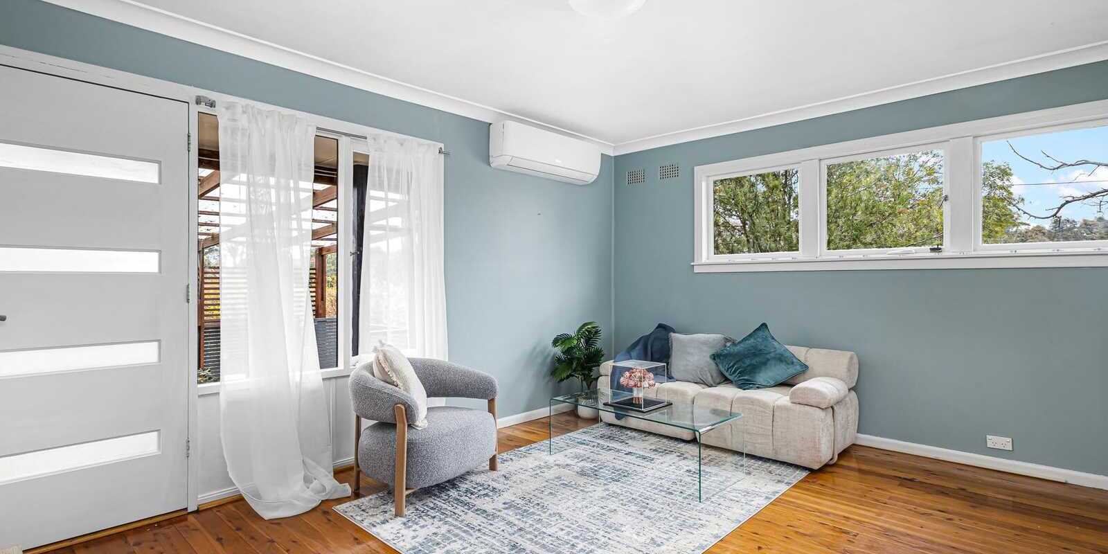 27 & 27A Ellsworth Drive Tregear 27 & 27A Ellsworth Drive Tregear