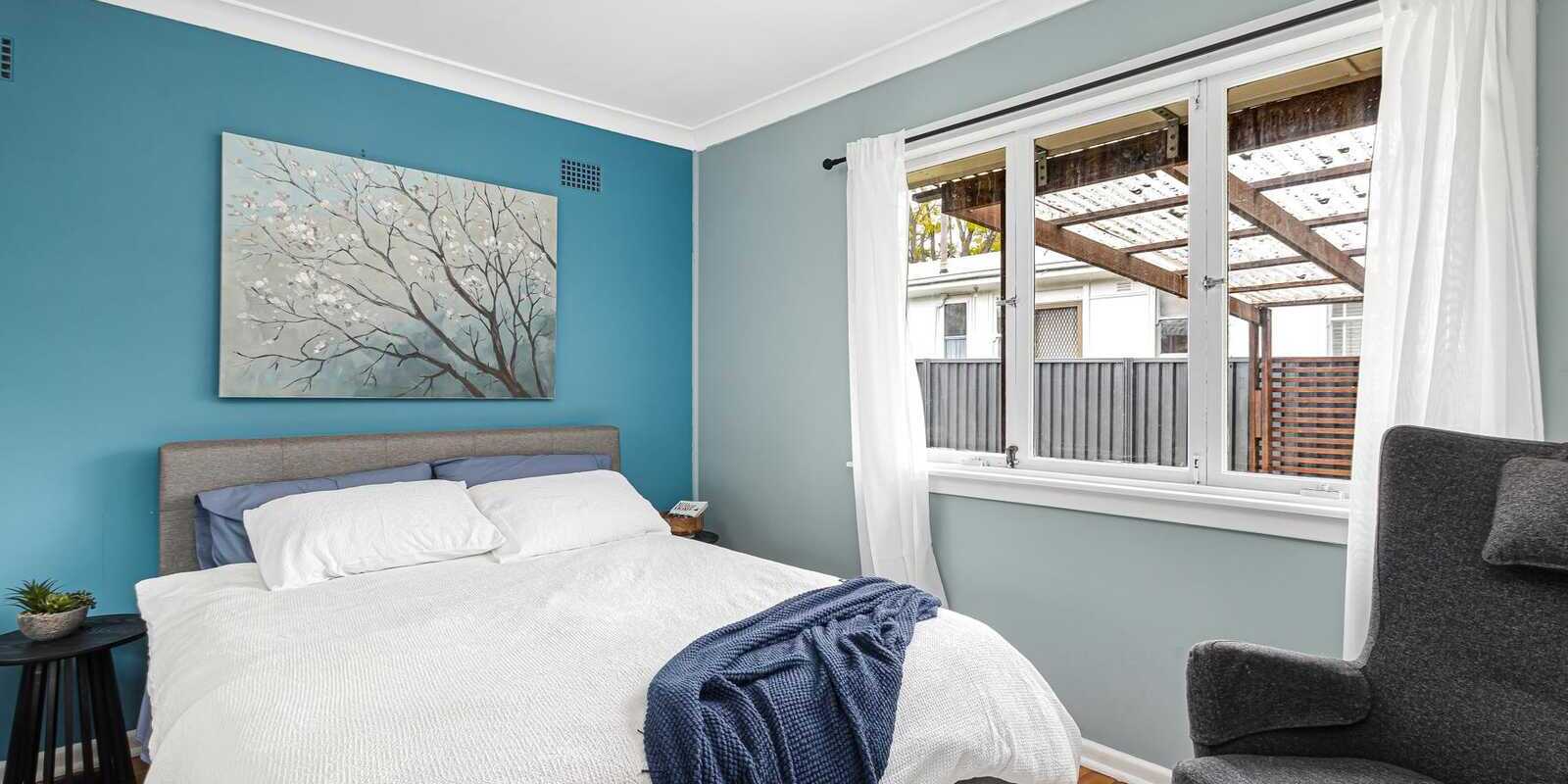 27 & 27A Ellsworth Drive Tregear 27 & 27A Ellsworth Drive Tregear