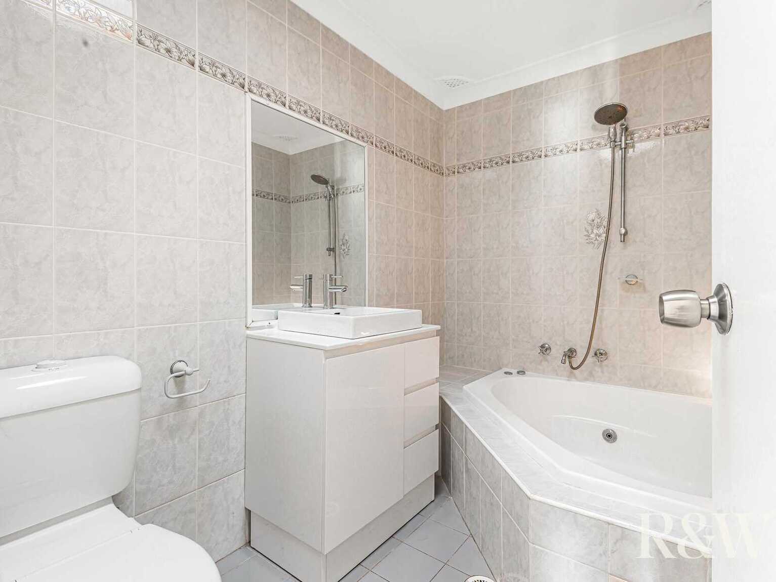 19 Rotorua Road St Clair 19 Rotorua Road St Clair