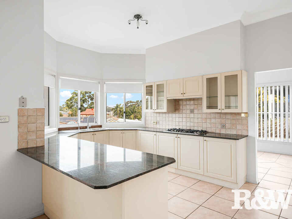 27 Explorers Way St Clair