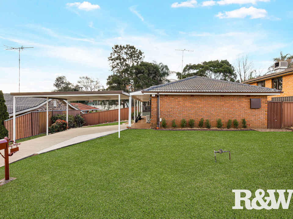 36 Explorers Way St Clair