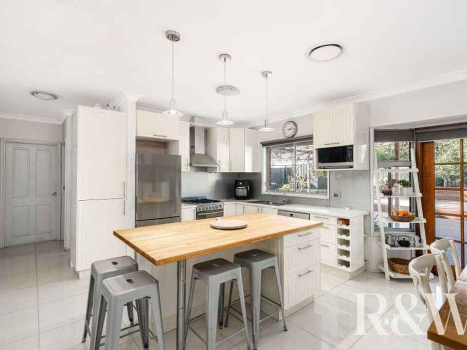 2 Pyramus Place St Clair