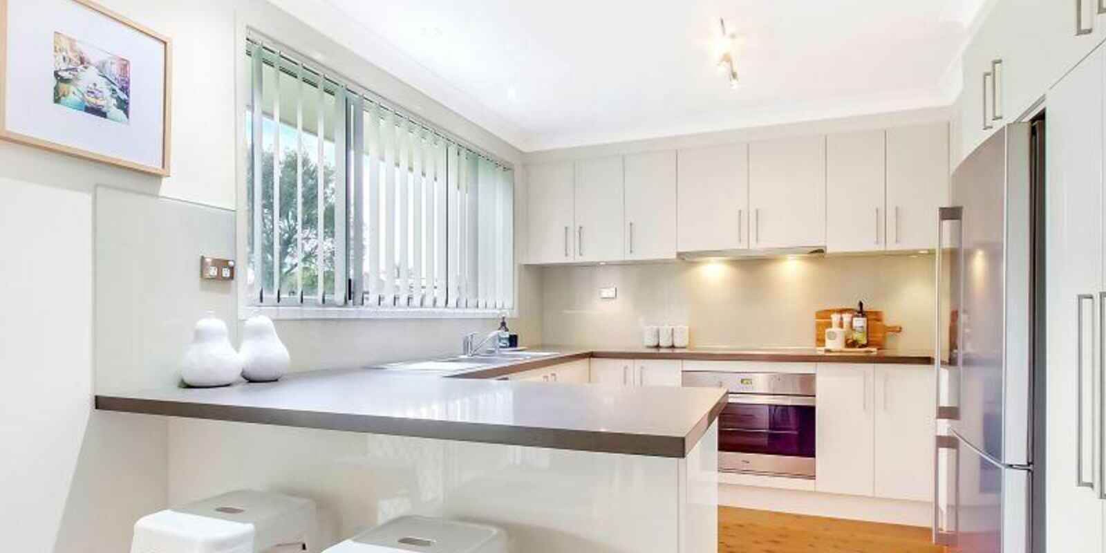 12 Como Close St Clair