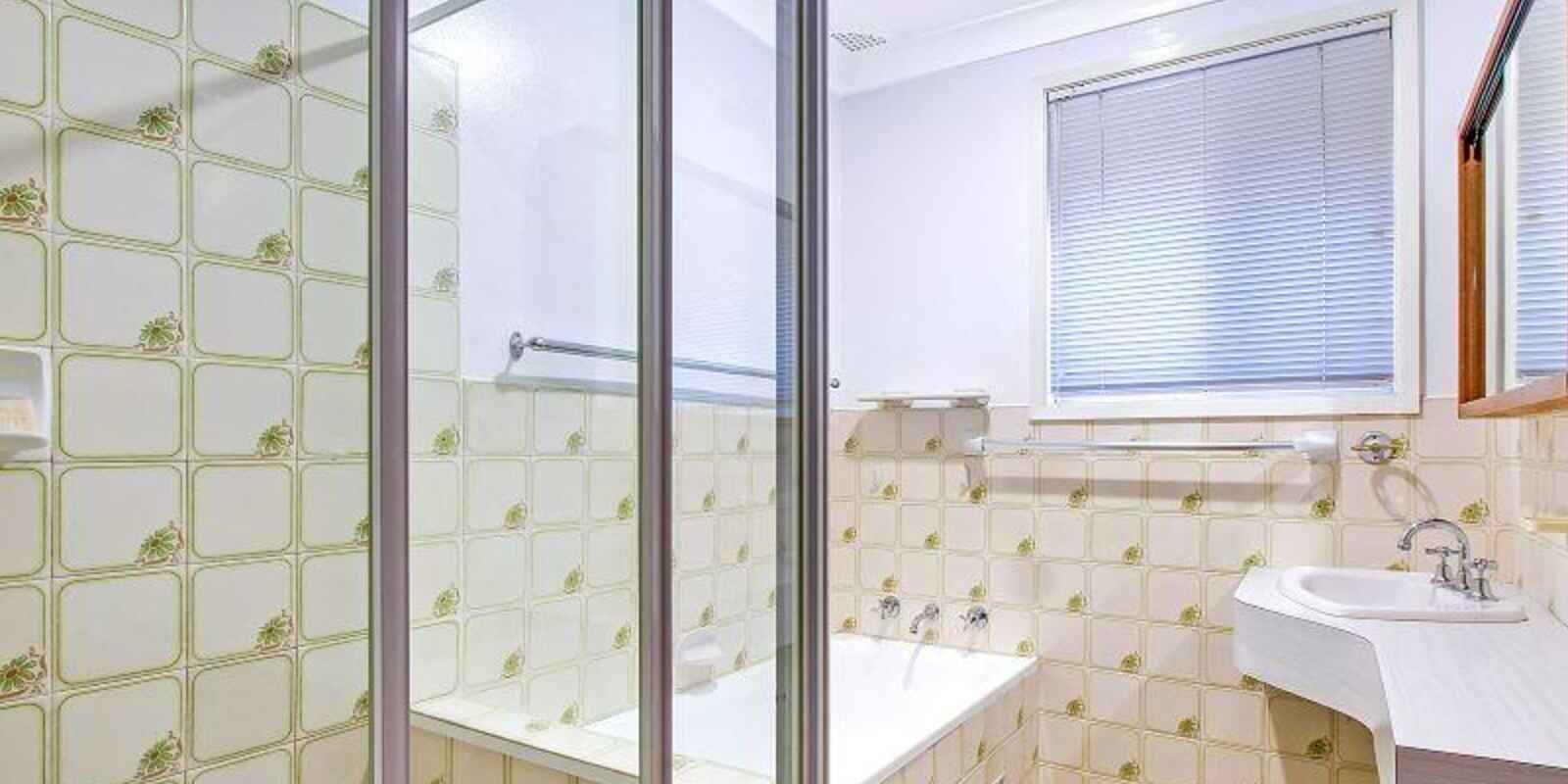 8 Garrick Road St Clair