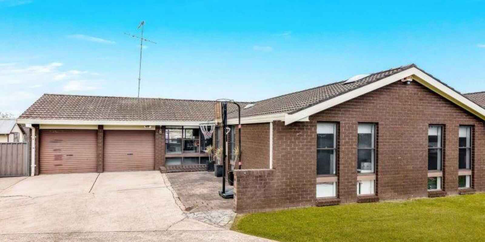 12 Boeing Place St Clair