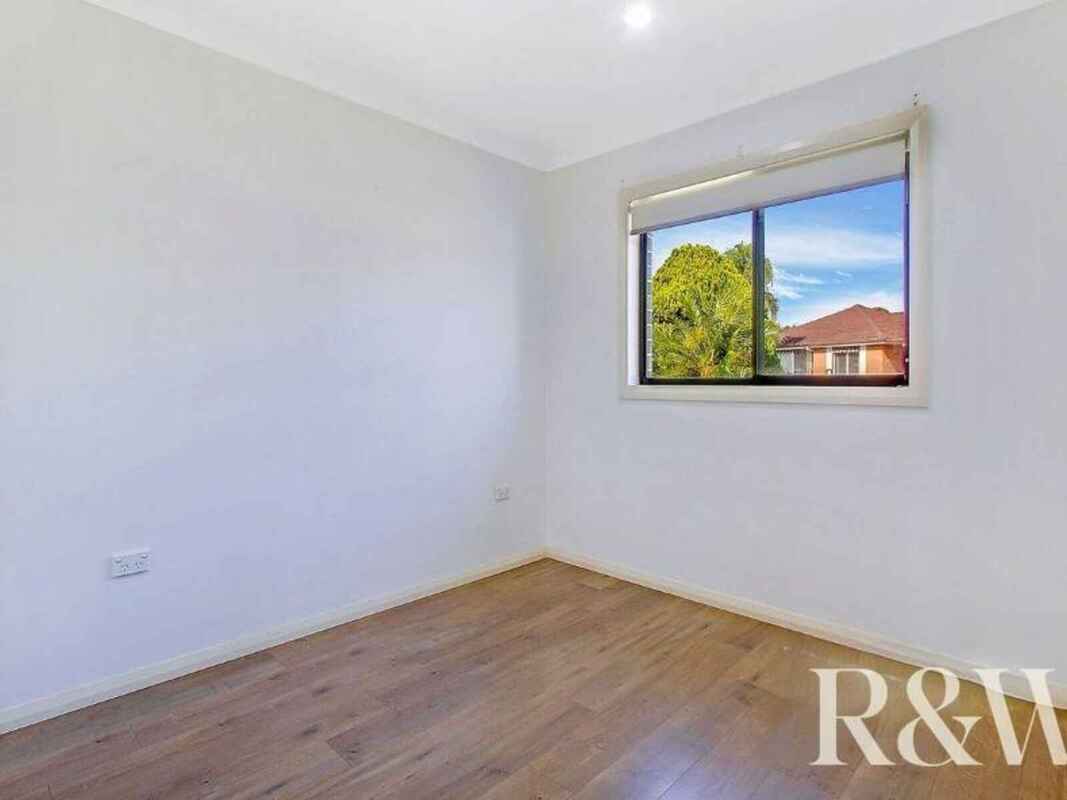 6A Dryberry Avenue St Clair