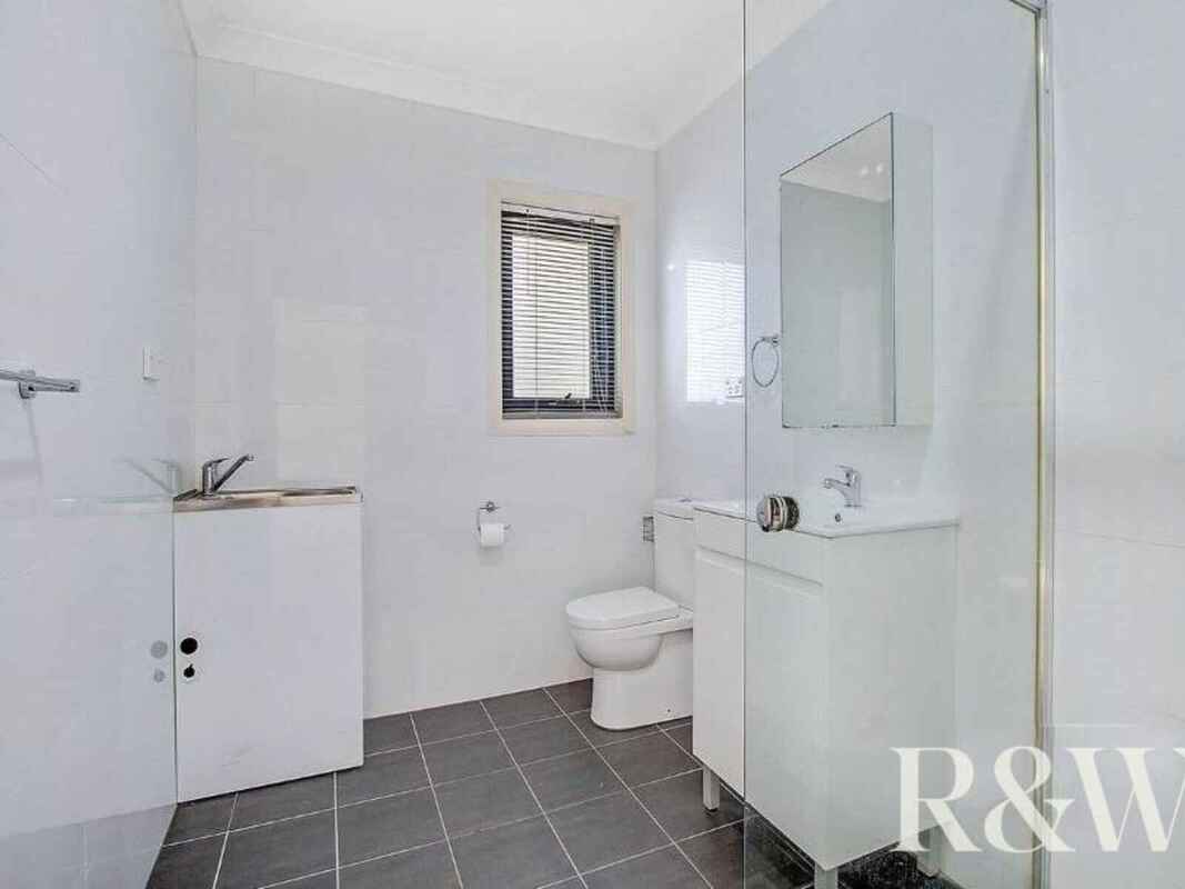 6A Dryberry Avenue St Clair