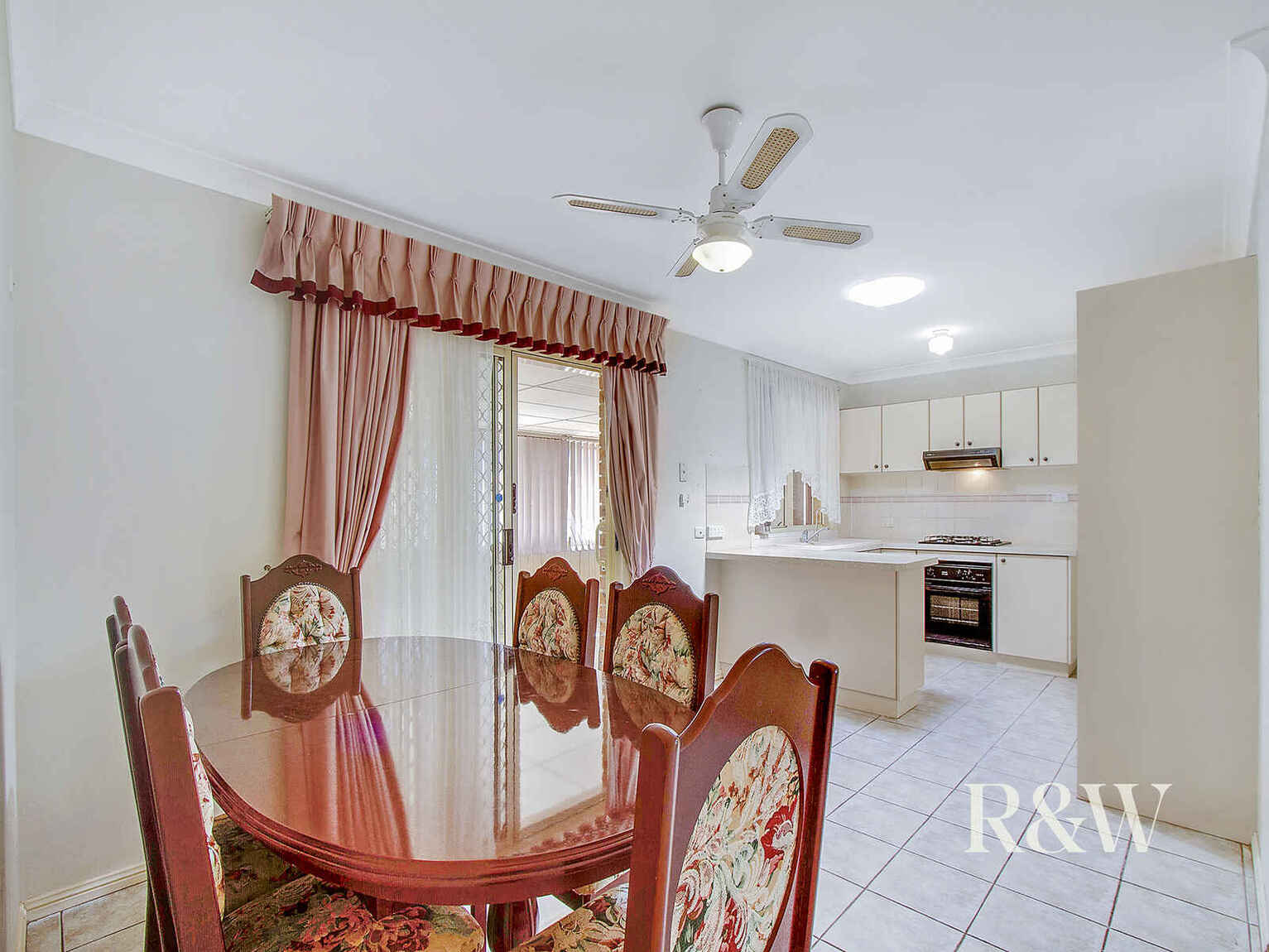 5 Shamrock Court St Clair