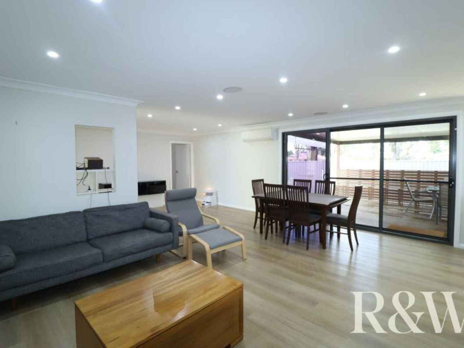 37 Madison Circuit St Clair