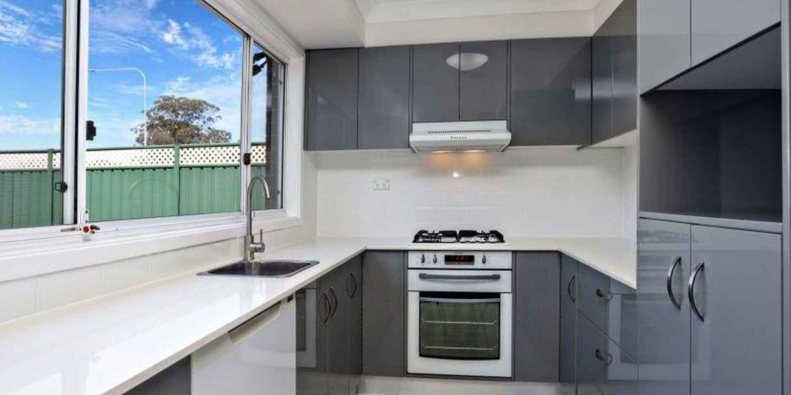 21 Augusta Place St Clair