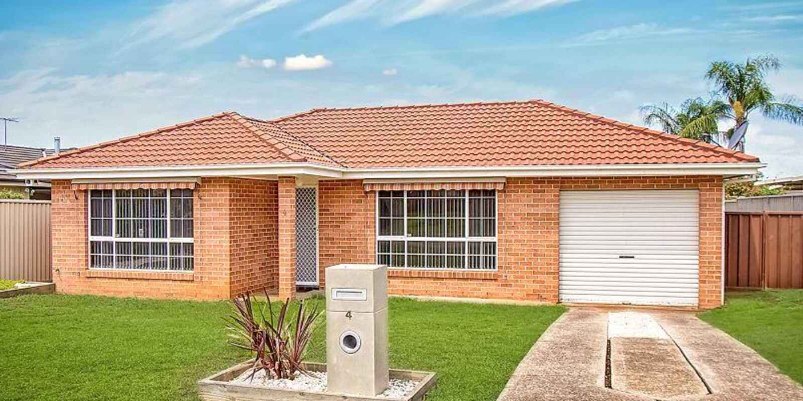 4 Sandalwood Avenue St Clair