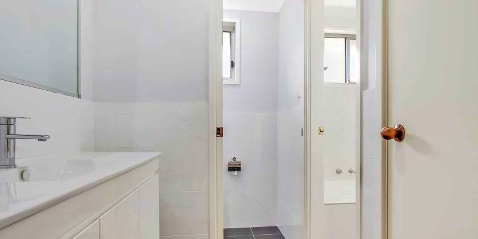 4 Sandalwood Avenue St Clair