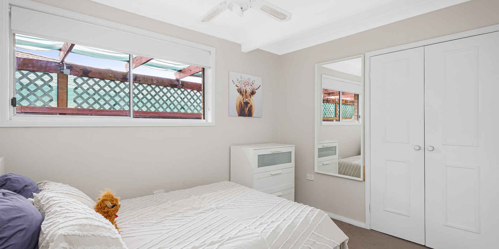 30 Francis Greenway Avenue St Clair