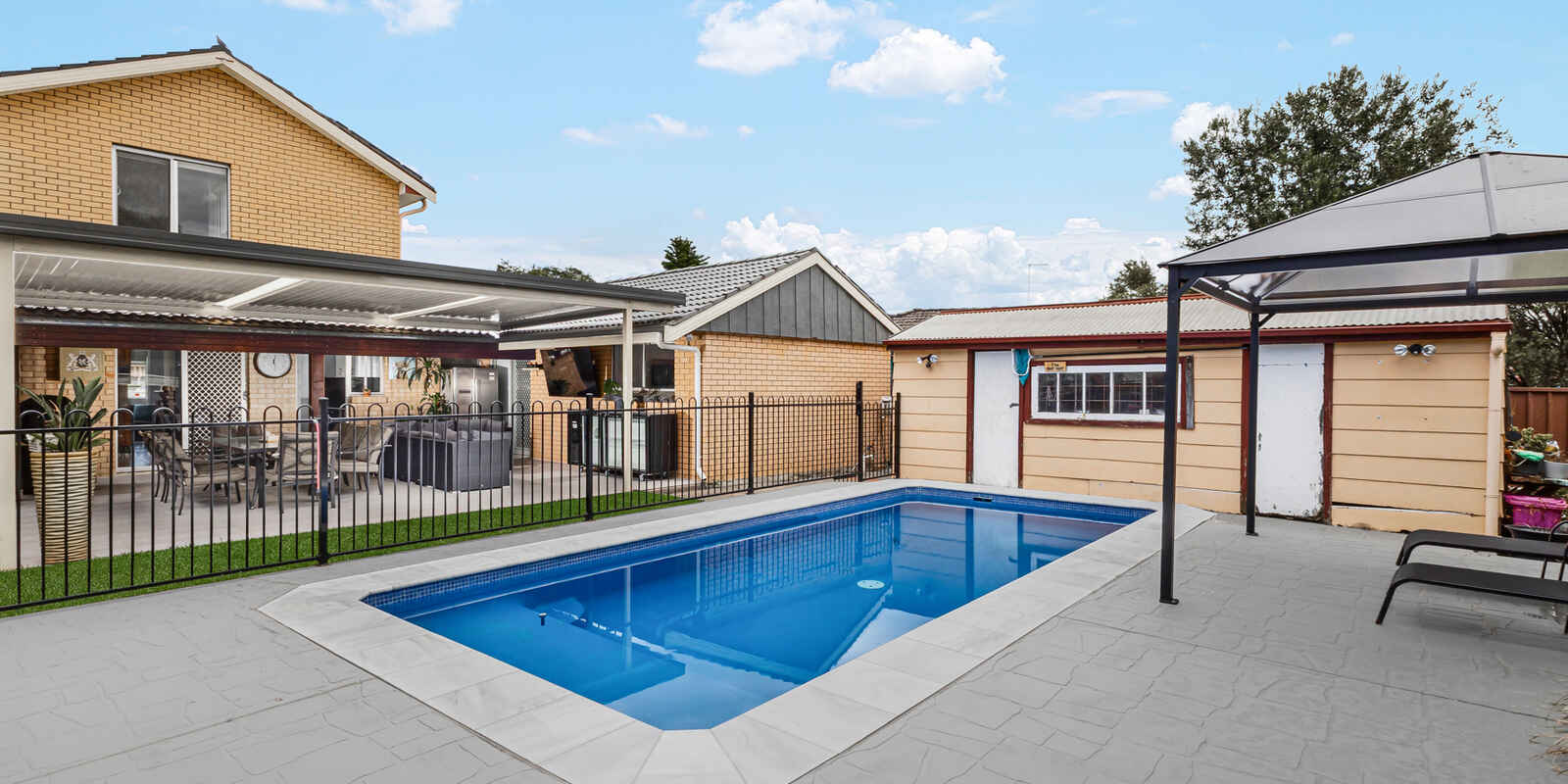 30 Francis Greenway Avenue St Clair