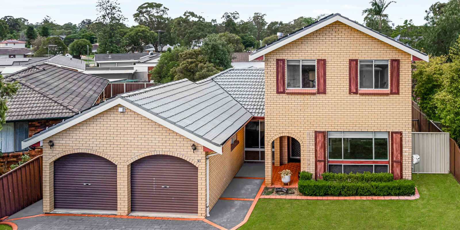 30 Francis Greenway Avenue St Clair