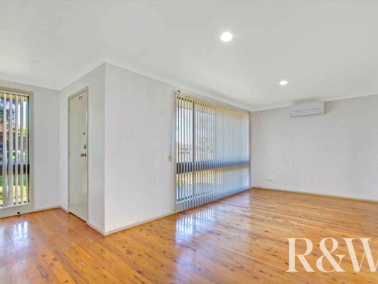 8 Ontario Avenue St Clair