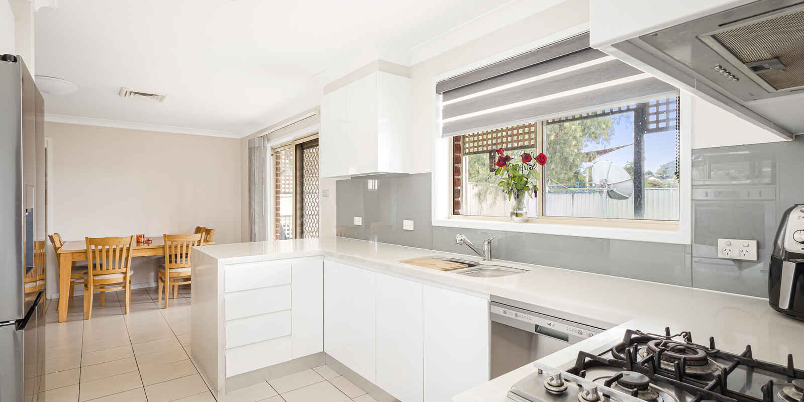 6 Ashwick Circuit St Clair