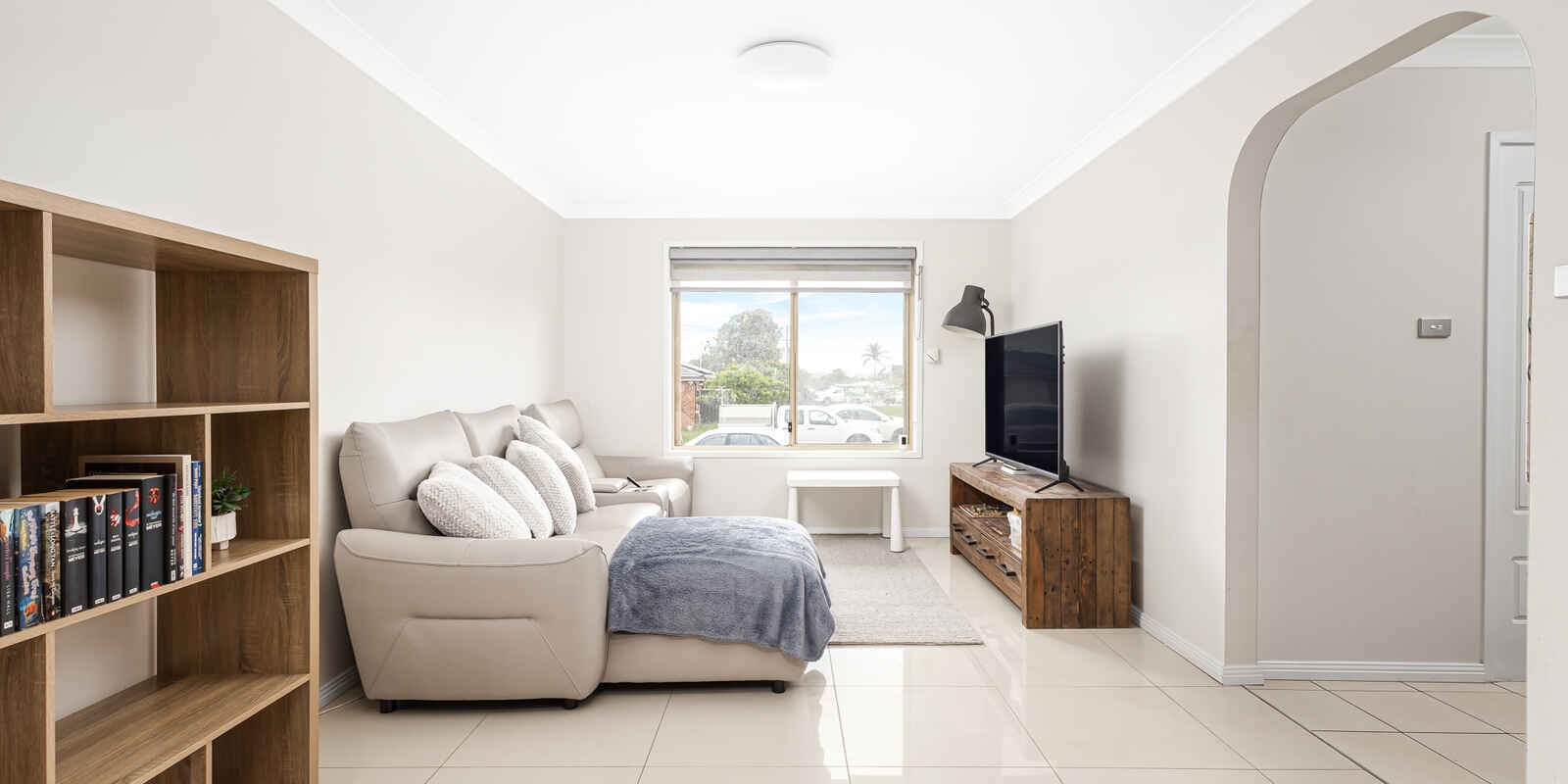 6 Ashwick Circuit St Clair