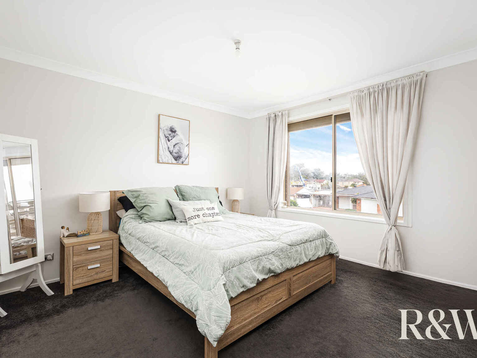 6 Ashwick Circuit St Clair