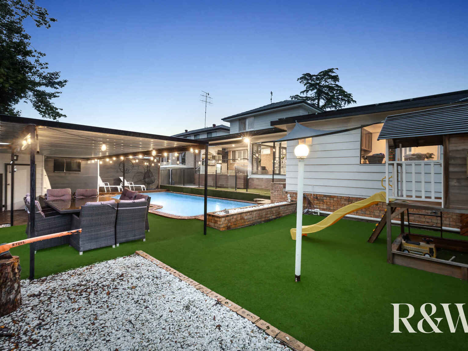 8 Lorne Avenue South Penrith