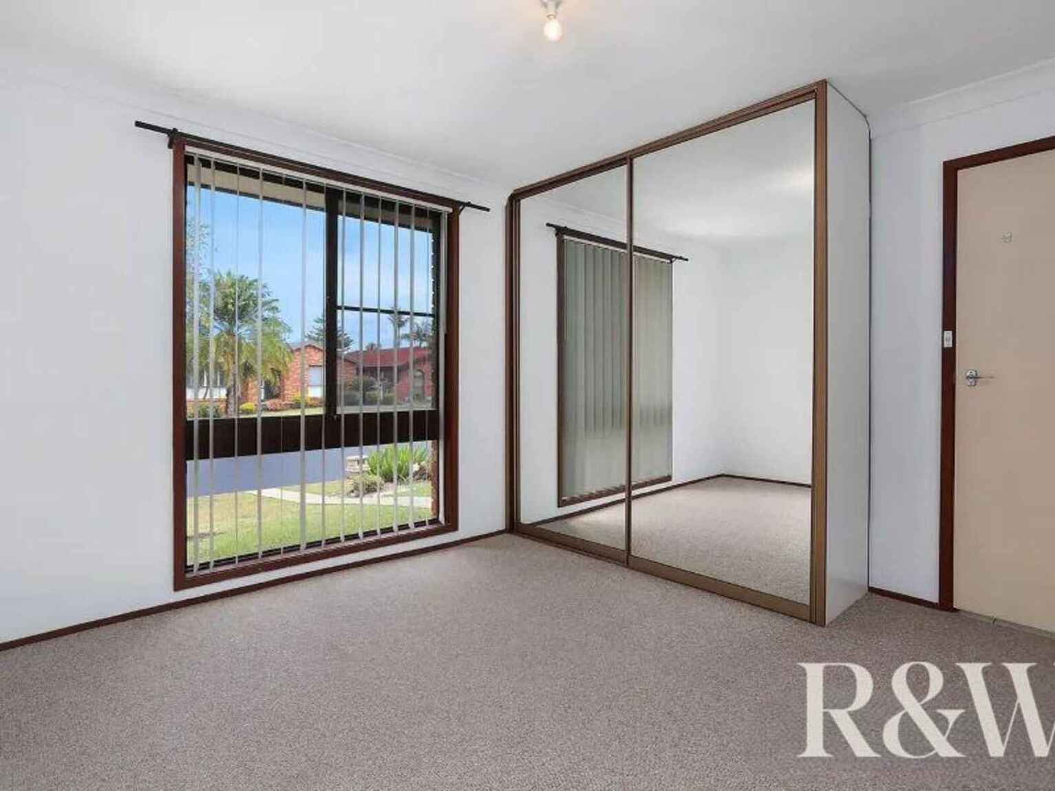 11 Flintlock Drive St Clair