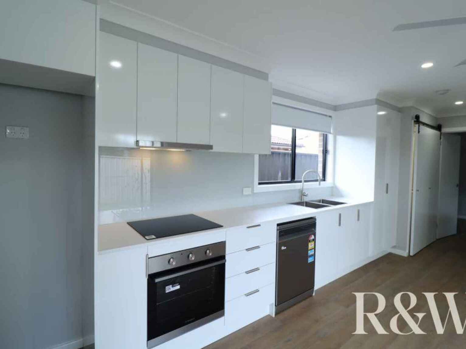 9A Tinarra Crescent Erskine Park