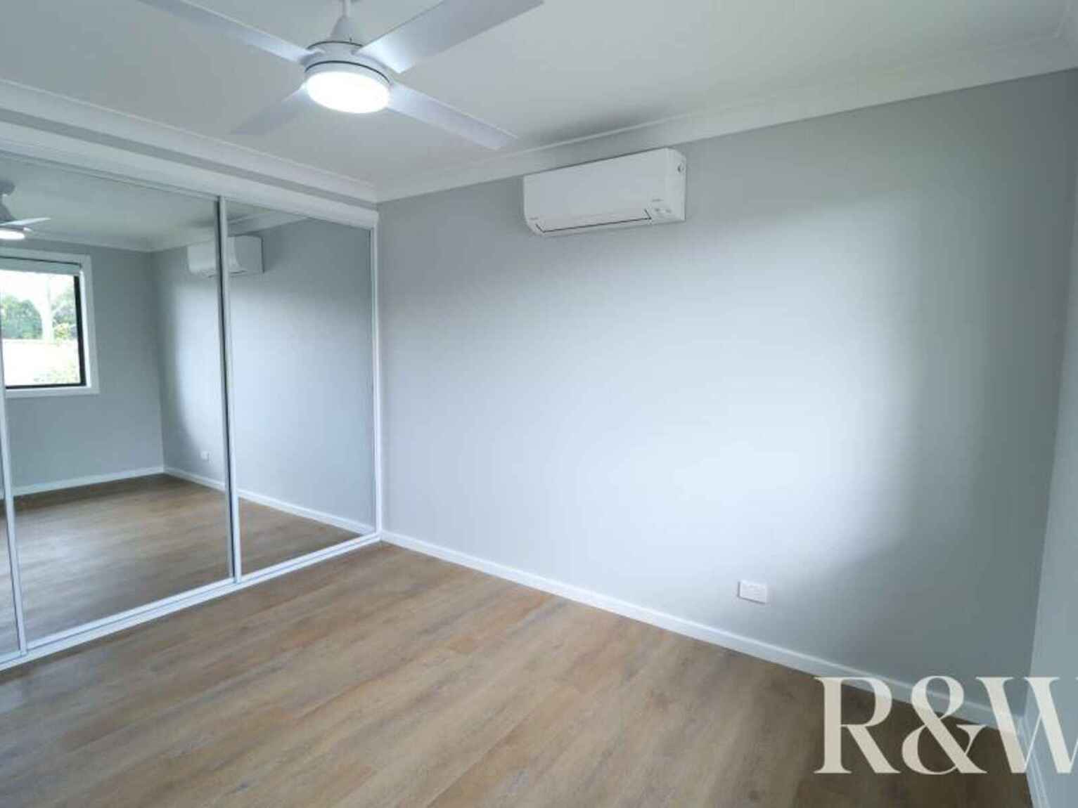 9A Tinarra Crescent Erskine Park