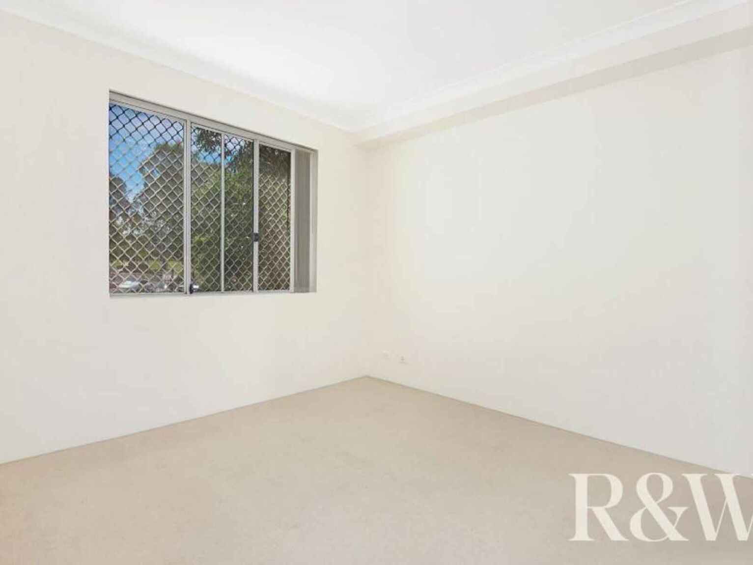 47/2-12 Civic Avenue Pendle Hill