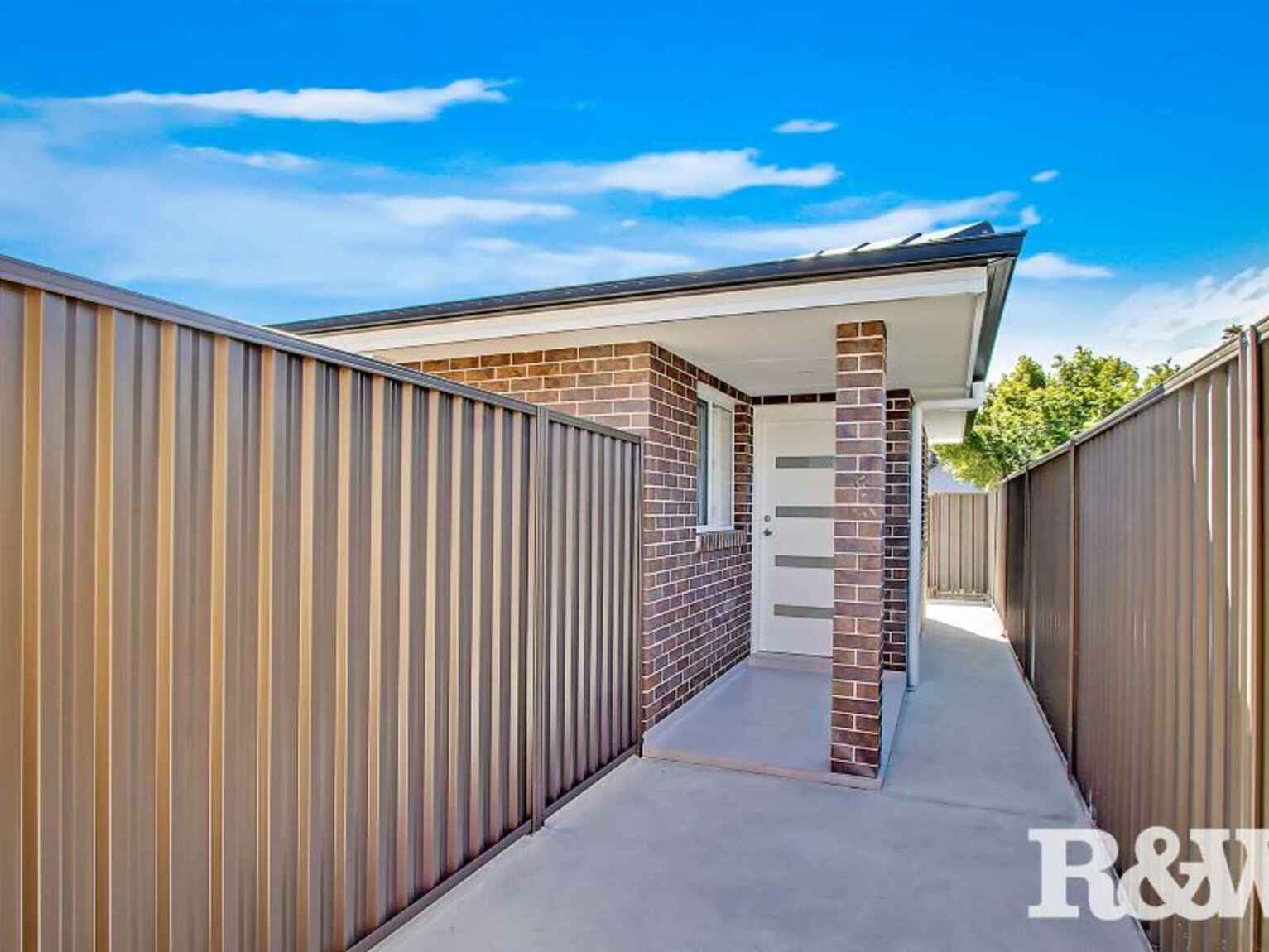 16A Mynah Close St Clair